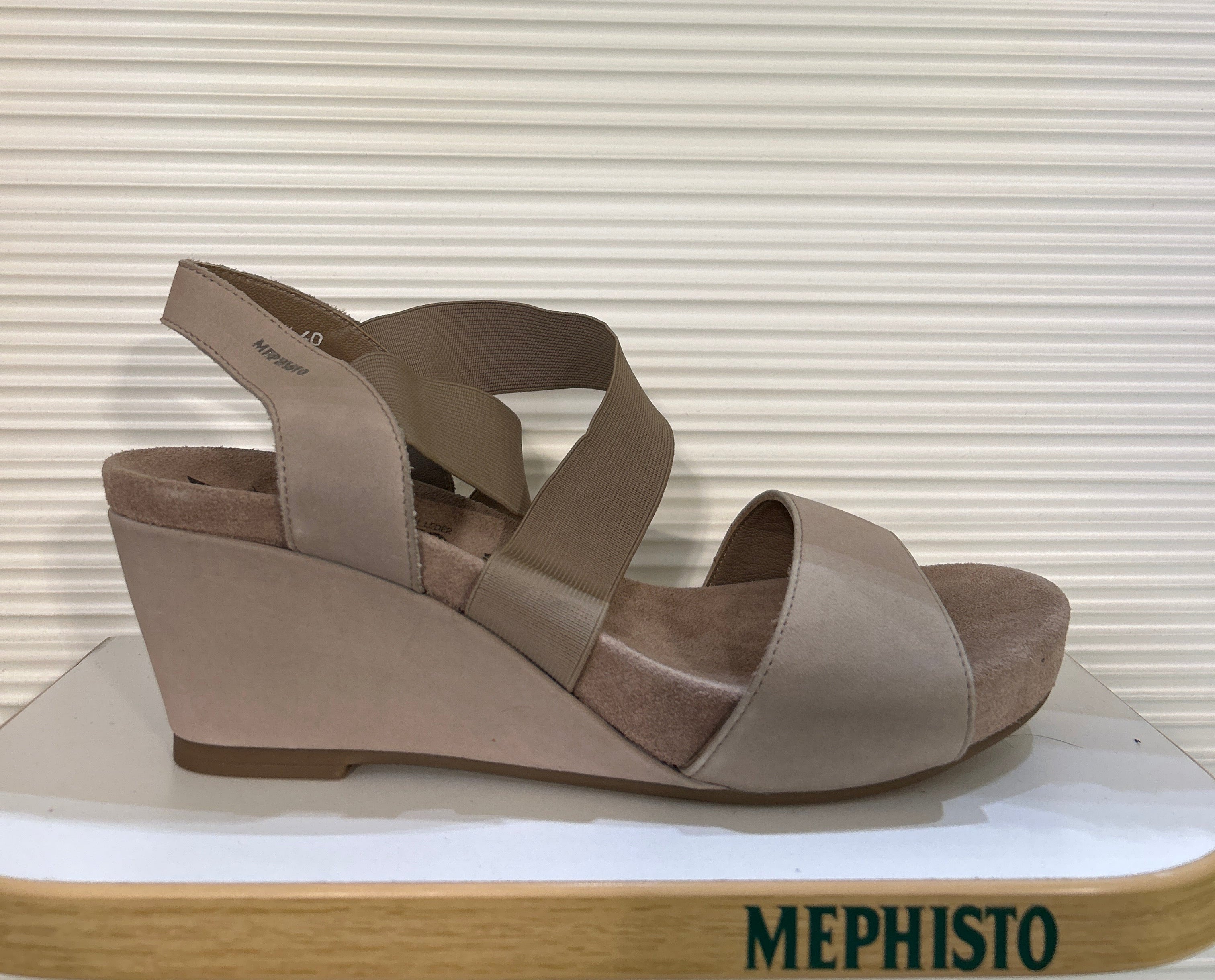 Barbara - Warm Grey 6960