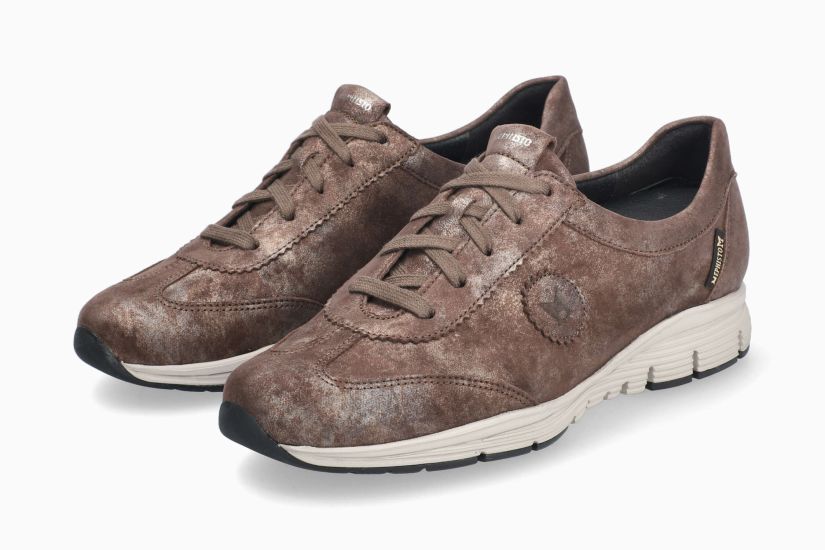 Yael - Walnut 690H