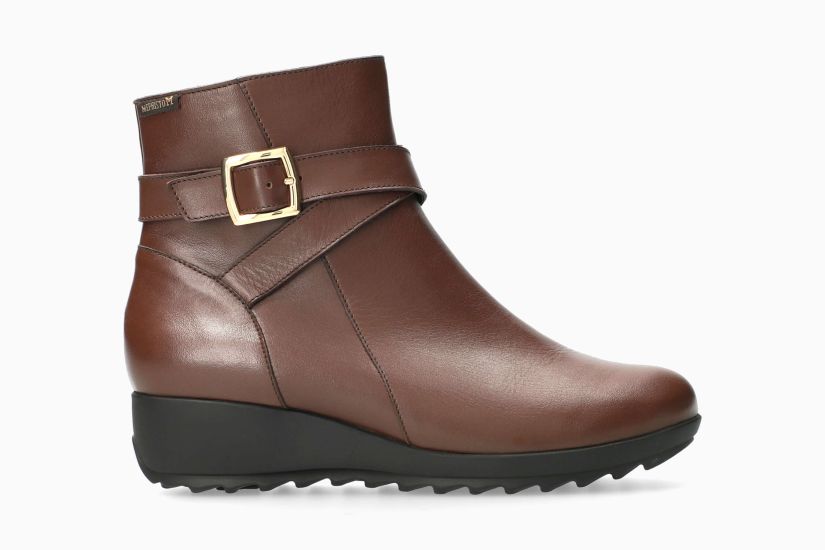 Avril - Brown 7858